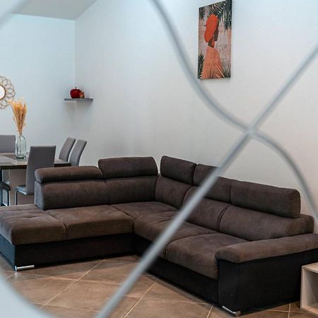 Promo ! Charmant Havre De Paix Ventile En Campagne Le Gosier (Grande-Terre) Exterior foto