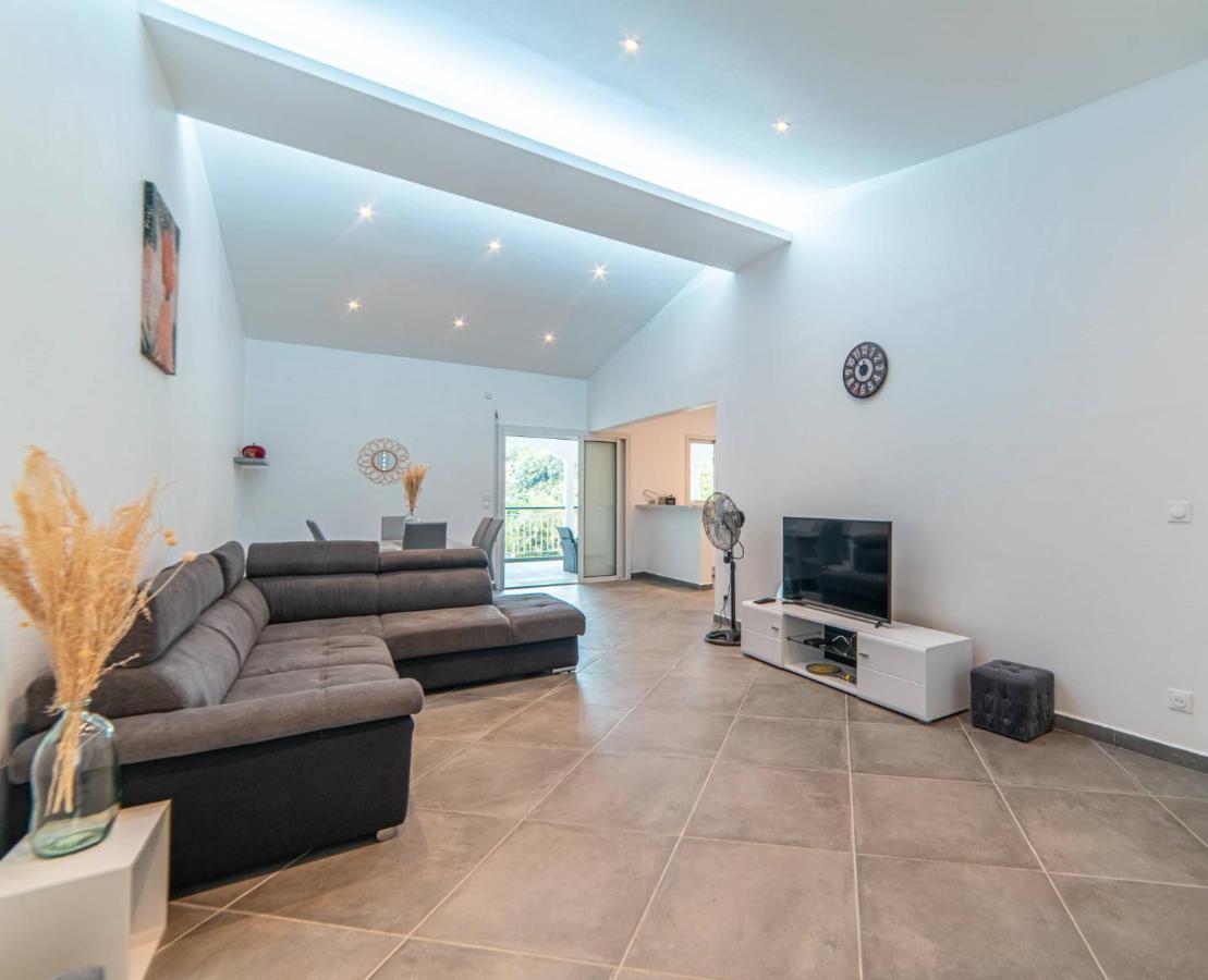Promo ! Charmant Havre De Paix Ventile En Campagne Le Gosier (Grande-Terre) Exterior foto