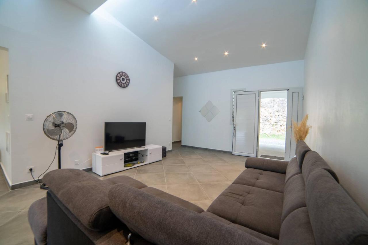 Promo ! Charmant Havre De Paix Ventile En Campagne Le Gosier (Grande-Terre) Exterior foto